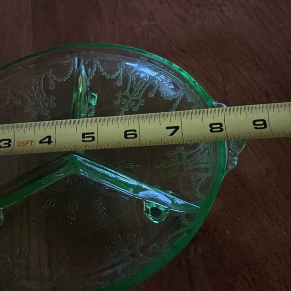 Vintage Anchor Hocking Cameo 3 section green uranium glass trinket/relish dish - Picture 7 of 9